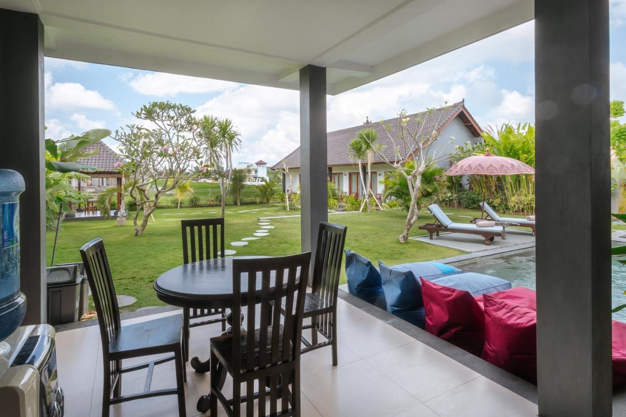Carik Bali Guest House Canggu エクステリア 写真